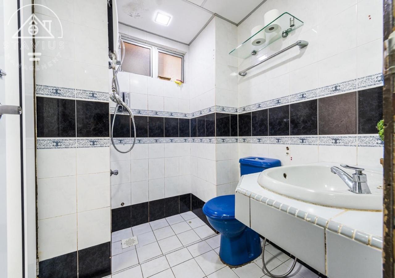 Port Dickson 6Pax 2Br Glory Beach Resort Seaview Екстер'єр фото